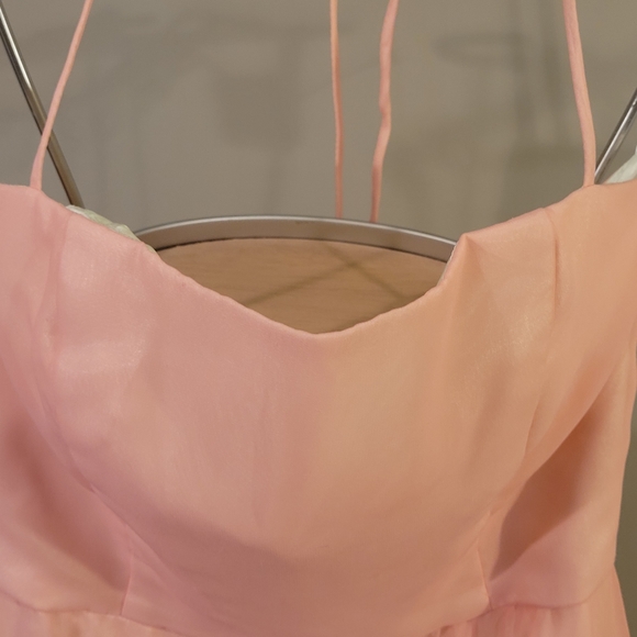 NEW GRAD/ WEDDING FORMAL GOWN - Picture 4 of 7